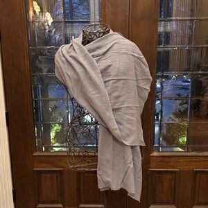 Elegant Gray Cashmere Shawl Wrap